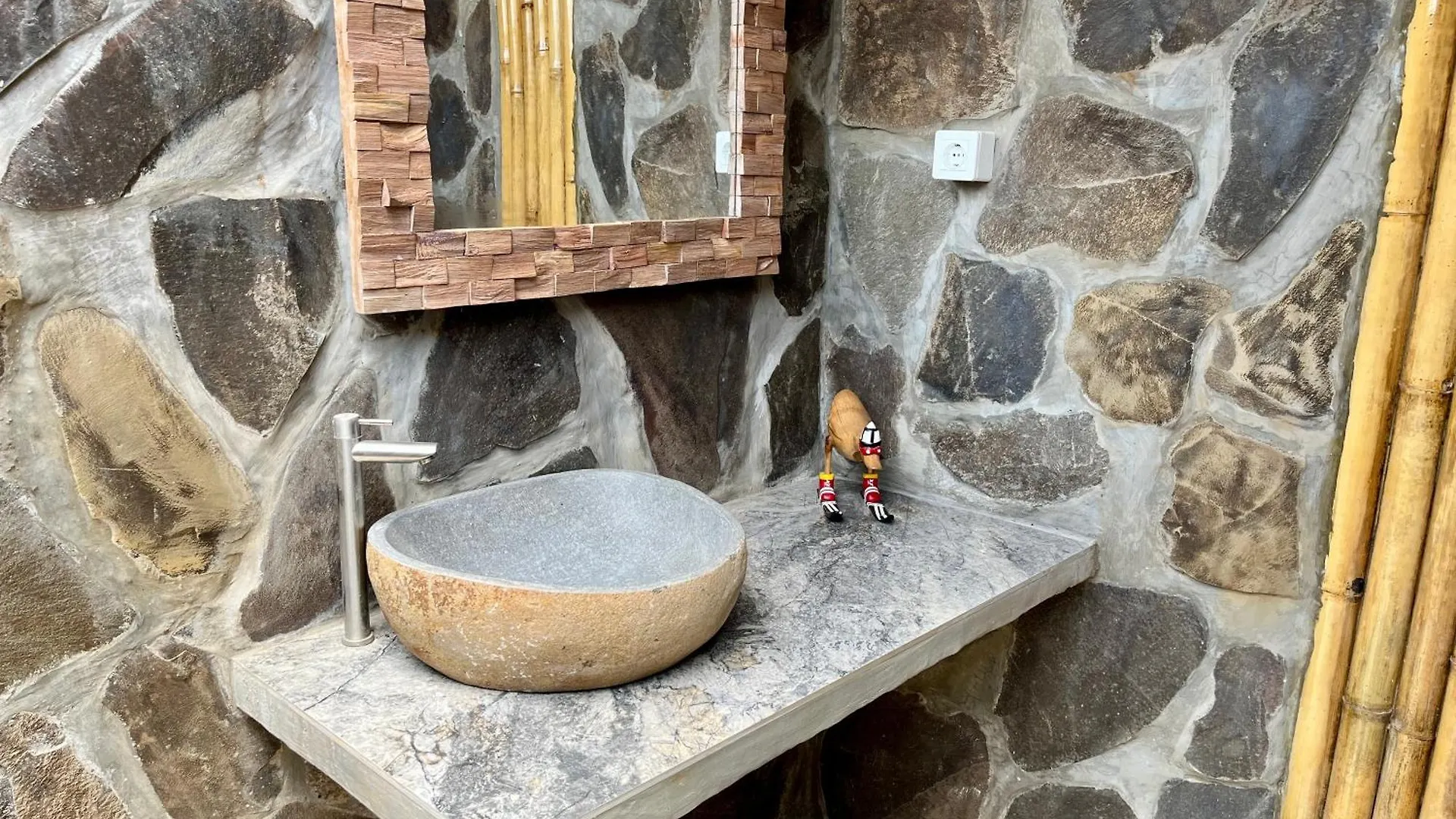 Nimo Bamboo Hotel Jimbaran  0*, Jimbaran (Bali) Indonesia